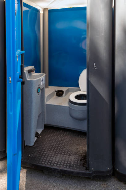 Best High-end porta potty rental  in Pelican Bay, TX